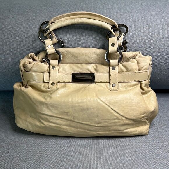 LANVIN PARIS CREAM LEATHER & 100 % AUTHENTIC HANDBAG TOTE, LIKE NEW - Picture 1 of 16